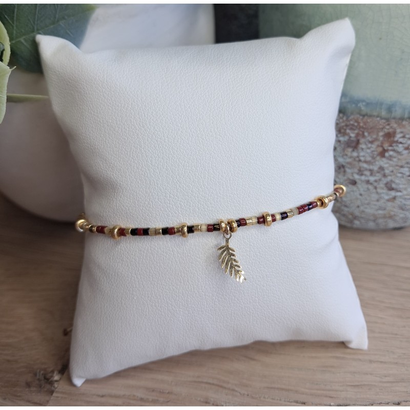 Bracelet fin avec breloque rameau